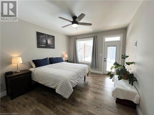 943 Concession 2, Saugeen Shores, ON - Indoor Photo Showing Bedroom