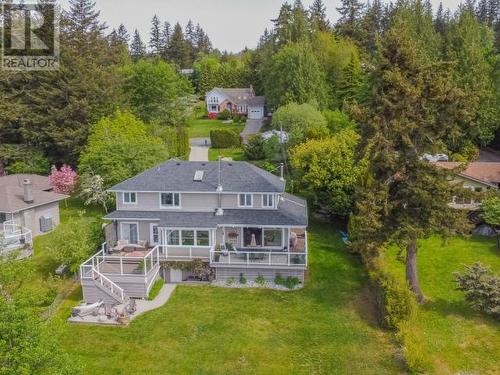 8745 Patricia Road, Powell River, BC - Outdoor With Deck Patio Veranda