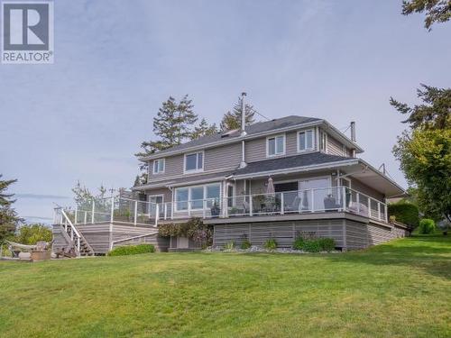 8745 Patricia Road, Powell River, BC - Outdoor With Deck Patio Veranda