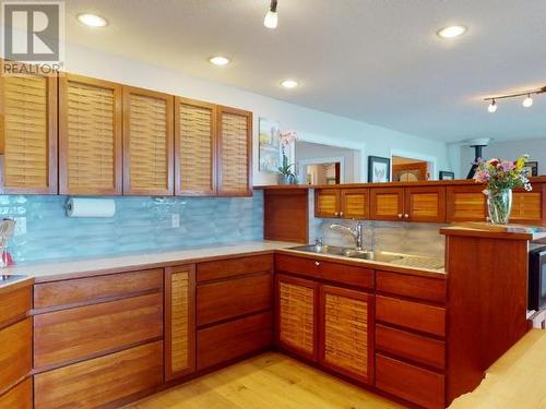 8745 Patricia Road, Powell River, BC - Indoor Photo Showing Kitchen With Double Sink