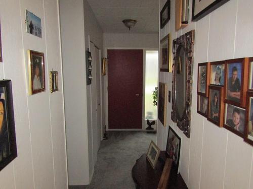 6568 19Th Street, Grand Forks, BC - Indoor Photo Showing Other Room