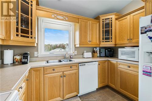 37 Sur L'Ocean, Grand-Barachois, NB - Indoor Photo Showing Kitchen With Double Sink