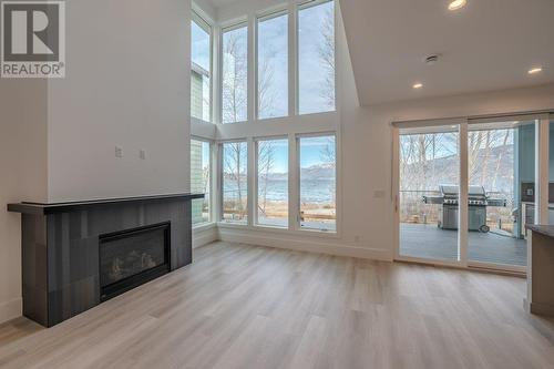 3240 Landry Crescent, Summerland, BC - Indoor Photo Showing Living Room With Fireplace