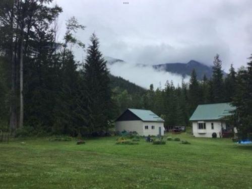 153 Wildwood Road, Nakusp, BC - Outdoor With View