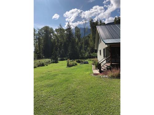 153 Wildwood Road, Nakusp, BC - Outdoor With Body Of Water With View