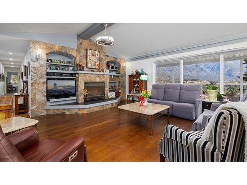 236 36Th Avenue, Erickson, BC - Indoor Photo Showing Living Room With Fireplace