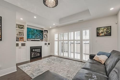 509 Elizabeth Street|Unit #6, Burlington, ON - Indoor Photo Showing Living Room With Fireplace