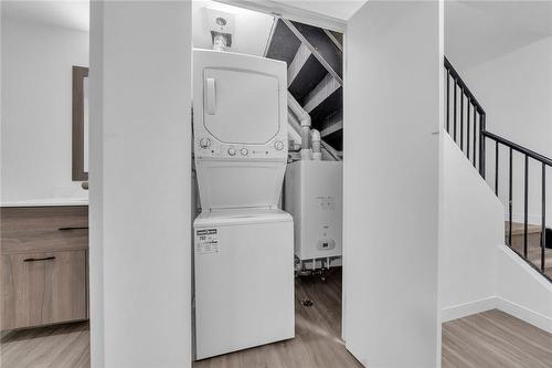227 Market Street|Unit #1, Hamilton, ON - Indoor Photo Showing Laundry Room