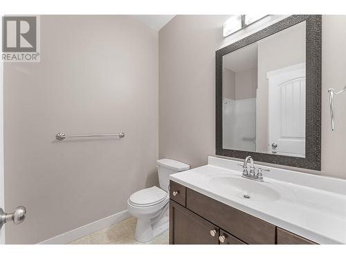 2488 Reece Road, West Kelowna, BC - Indoor Photo Showing Bathroom