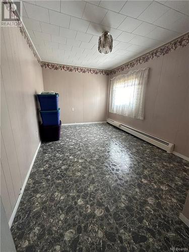 12 Aucoin Street, Campbellton, NB - Indoor Photo Showing Other Room