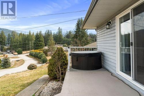 2472 Marine Place, Blind Bay, BC - Outdoor With Deck Patio Veranda With Exterior