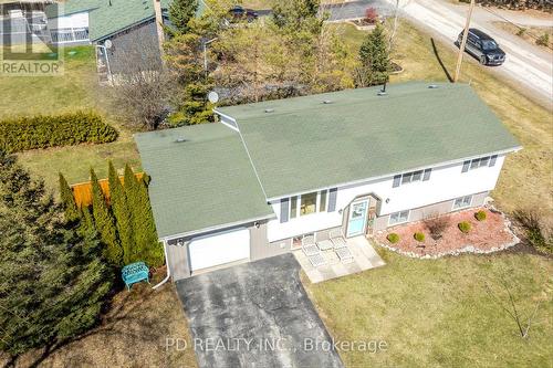 55 Clearview Dr, Kawartha Lakes, ON - Outdoor