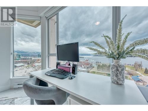 1160 Sunset Drive Unit# 1702, Kelowna, BC - Indoor Photo Showing Office