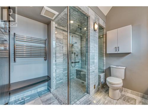 1160 Sunset Drive Unit# 1702, Kelowna, BC - Indoor Photo Showing Bathroom