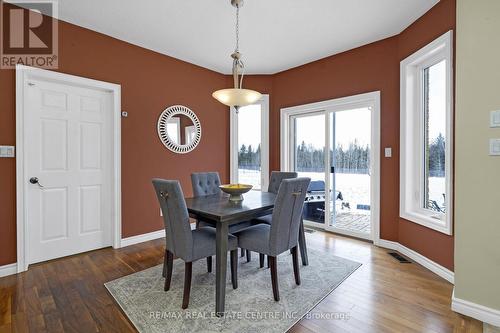 55 Stewart Dr, Erin, ON - Indoor Photo Showing Dining Room