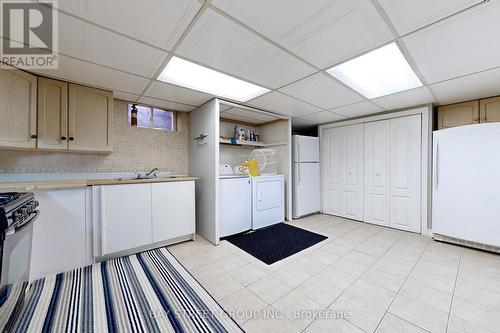 2229 Ghent Ave, Burlington, ON - Indoor Photo Showing Laundry Room