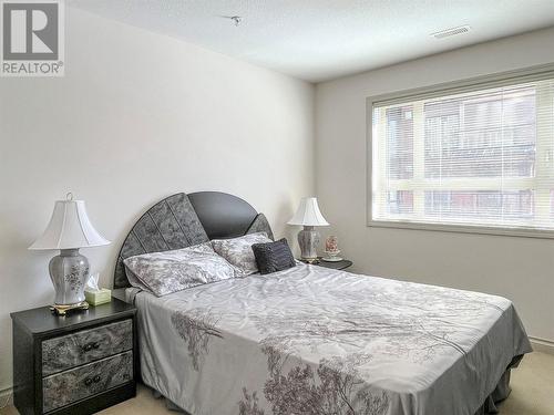 2113 Atkinson Street Unit# 201, Penticton, BC - Indoor Photo Showing Bedroom