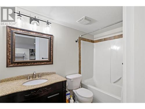 5035 Seon Crescent, Kelowna, BC - Indoor Photo Showing Bathroom
