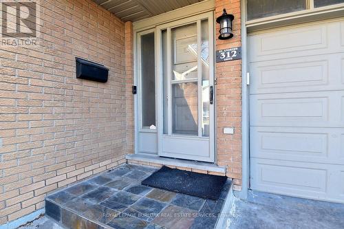 312 St Andrews Dr, Hamilton, ON - Outdoor With Exterior