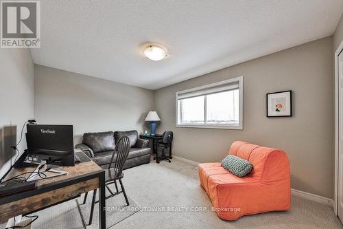 104 Garth Trails Crescent, Hamilton, ON - Indoor Photo Showing Other Room