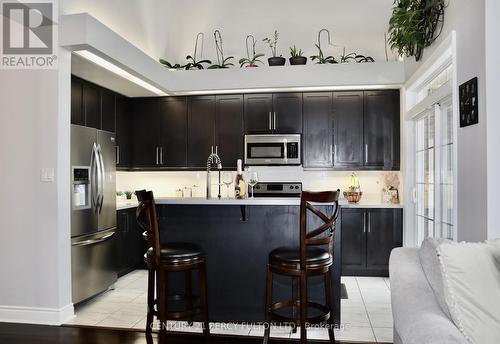 48 Lovegrove Lane, Ajax, ON - Indoor Photo Showing Kitchen With Upgraded Kitchen