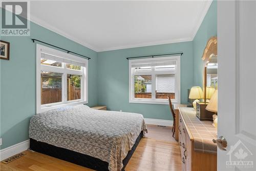 1481 Orchard Avenue, Ottawa, ON - Indoor Photo Showing Bedroom