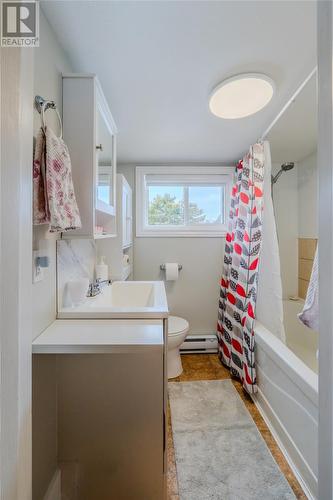 19 Heritage Road, Conception Bay South, NL - Indoor Photo Showing Bathroom