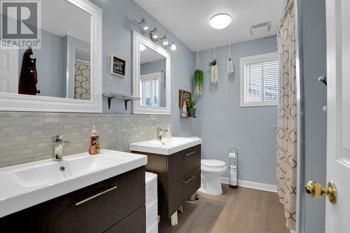 1717 Cumberland Street, Cornwall, ON - Indoor Photo Showing Bathroom