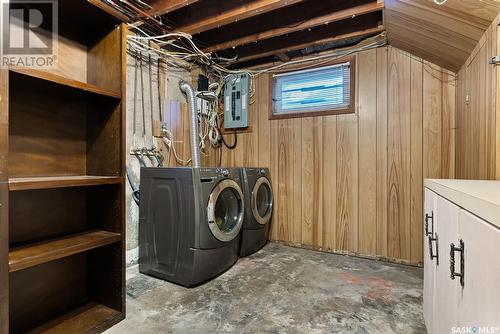 2626 Cameron Street, Regina, SK - Indoor Photo Showing Laundry Room