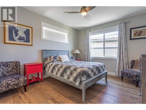 1608 Summer Crescent, Kelowna, BC - Indoor Photo Showing Bedroom