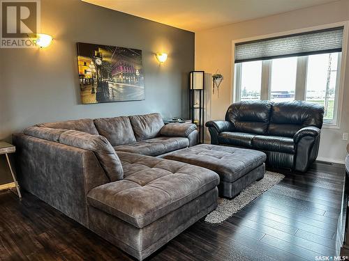 2622 100Th Street, North Battleford, SK - Indoor Photo Showing Living Room