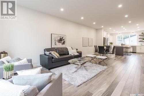 1334 Colony Street, Saskatoon, SK - Indoor Photo Showing Living Room