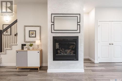 1334 Colony Street, Saskatoon, SK - Indoor Photo Showing Living Room With Fireplace