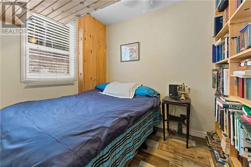 Main Floor Bedroom - 108 Kubishack Lane Unit#A, Barry'S Bay, ON - Indoor Photo Showing Bedroom