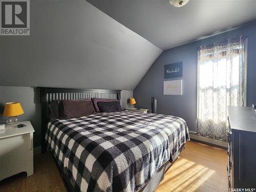 134 9Th Avenue W, Melville, SK - Indoor Photo Showing Bedroom