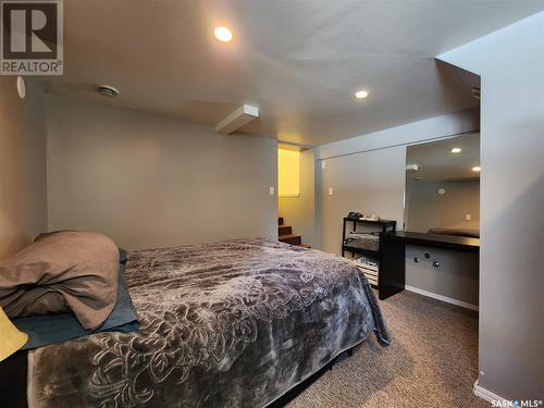 134 9Th Avenue W, Melville, SK - Indoor Photo Showing Bedroom