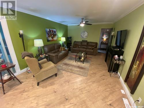 64 James Avenue, Yorkton, SK - Indoor Photo Showing Living Room