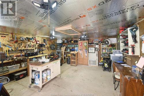 55 Beaudoin Sideroad, Amherstburg, ON - Indoor Photo Showing Garage