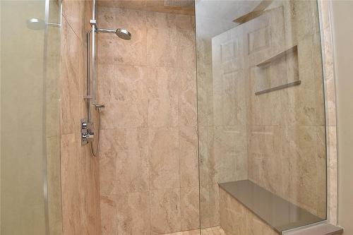 312 St Andrews Drive, Hamilton, ON - Indoor Photo Showing Bathroom