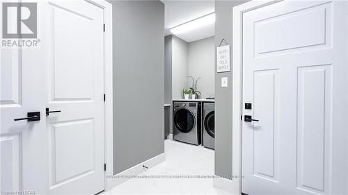 33 Brooklawn Dr, Lambton Shores, ON - Indoor Photo Showing Laundry Room