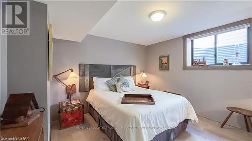 68 Deerfield Rd, Lambton Shores, ON - Indoor Photo Showing Bedroom