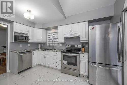 #9 -185 North Centre Rd, London, ON - Indoor Photo Showing Kitchen