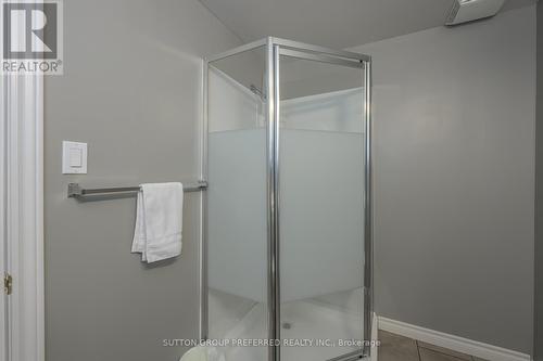#9 -185 North Centre Rd, London, ON - Indoor Photo Showing Bathroom