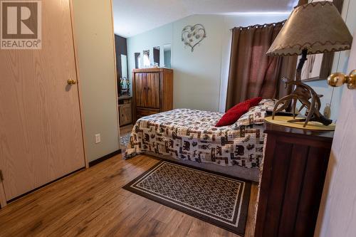6237 Buckhorn Road, Kamloops, BC - Indoor Photo Showing Bedroom