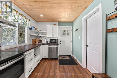 77 B Lavallee Creek Dr, Faraday, ON - Indoor Photo Showing Kitchen