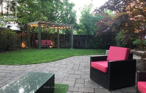 372 Creek Path Ave, Oakville, ON - Outdoor With Backyard