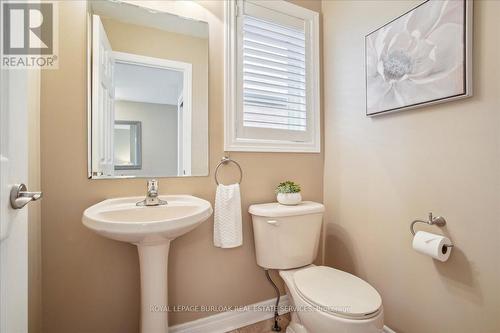 1009 Holdsworth Cres, Milton, ON - Indoor Photo Showing Bathroom