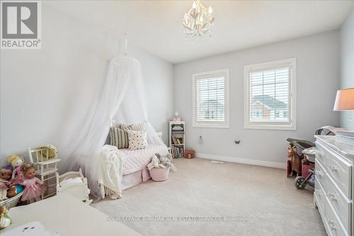 1009 Holdsworth Cres, Milton, ON - Indoor Photo Showing Bedroom