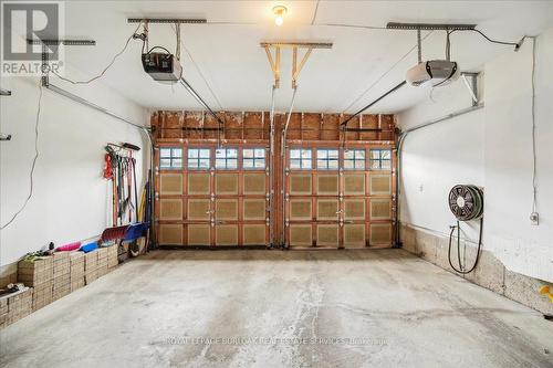 1009 Holdsworth Cres, Milton, ON - Indoor Photo Showing Garage