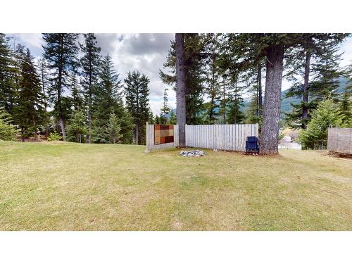 5 Clearwater Place, Elkford, BC - Outdoor